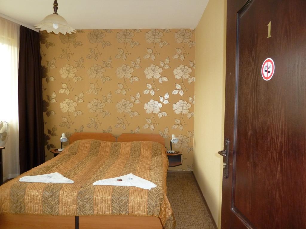 Tarnovski Dom Guest Rooms Veliko Tarnovo Exterior photo